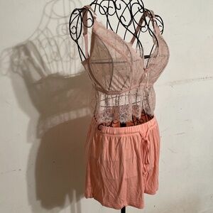 NWOT Peach lace 38D bra & Medium shorts set